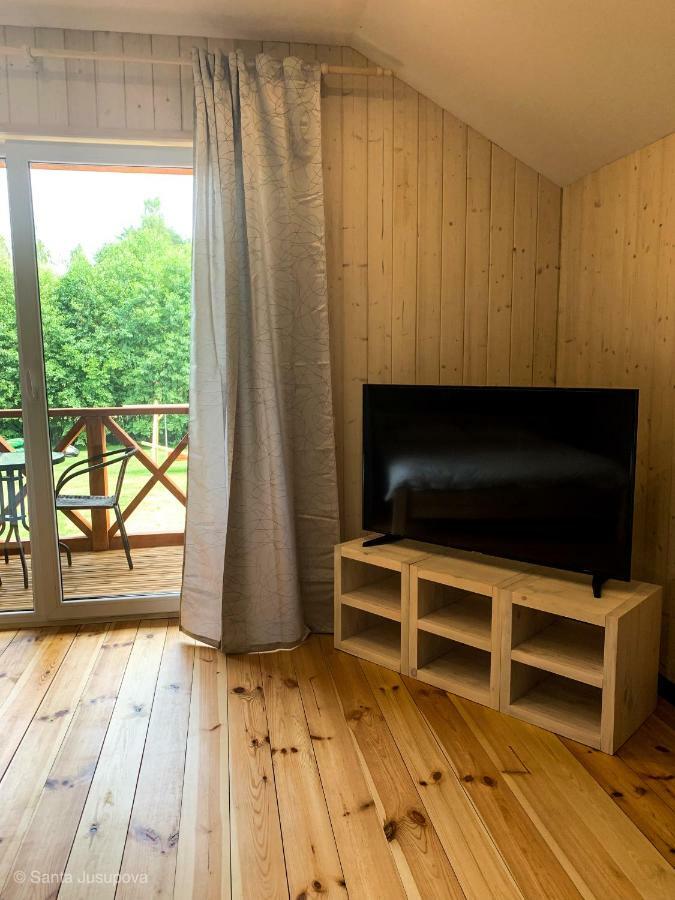 Brivdienu Maja Vilcini Bernāti Exteriör bild
